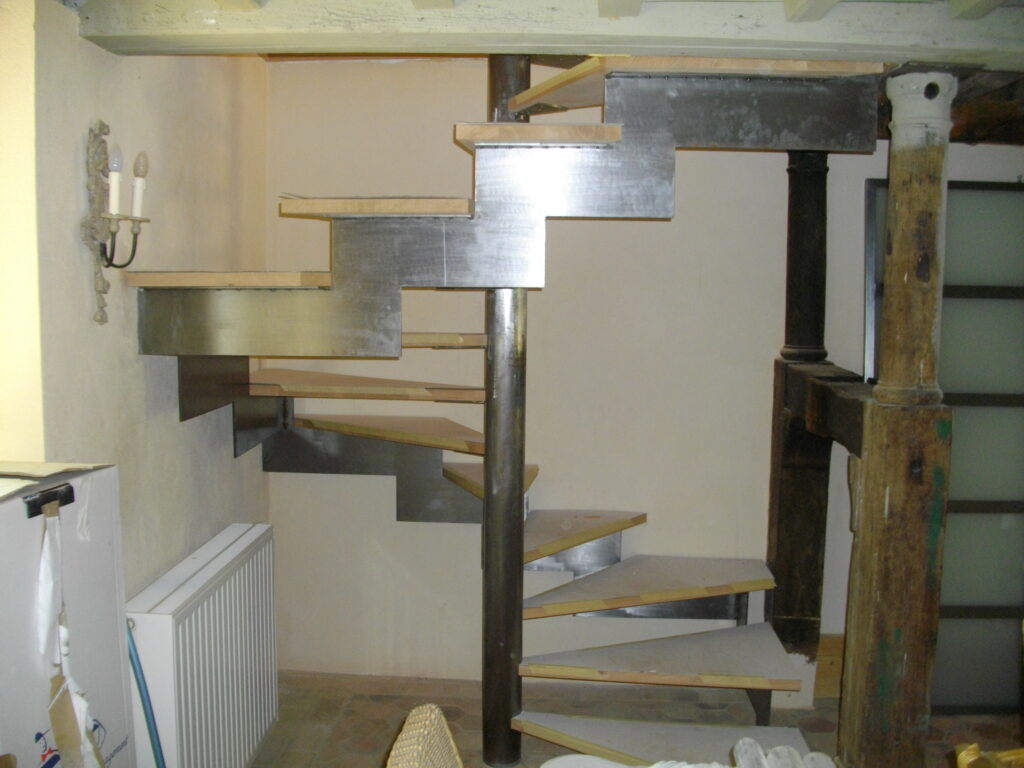 Escalier personnalisé proposé par SB Metallerie