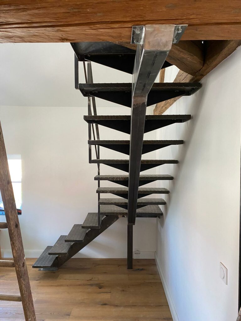 Différents types d&rsquo;escaliers sur Beaune et environ