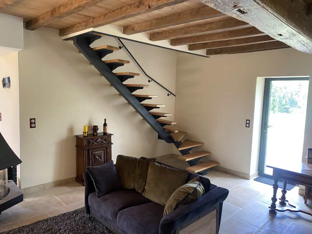 Création d’un escalier bois et acier à Corgengoux — photo 2